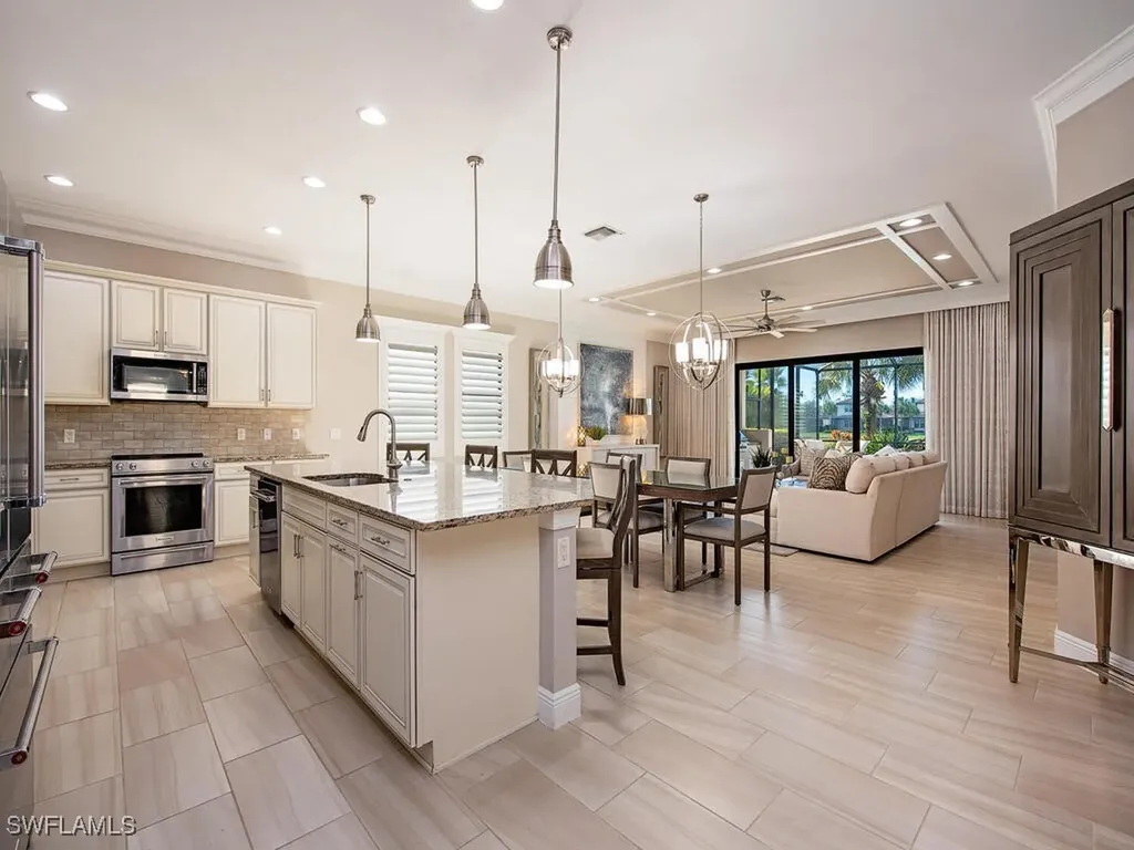 4637 Abaca Circle Naples FL 34119