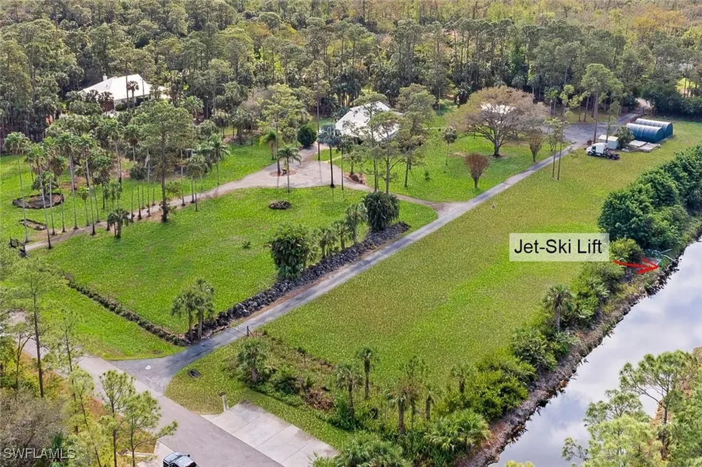 840 Jung Boulevard W Naples FL 34120