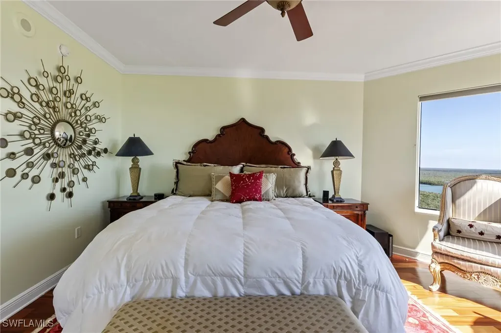 1060 Borghese Lane Naples FL 34114
