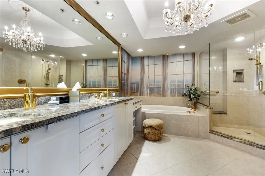 1060 Borghese Lane Naples FL 34114