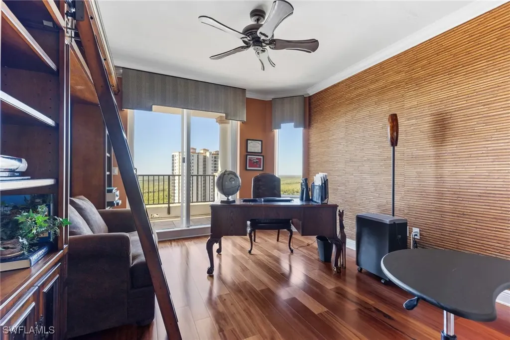 1060 Borghese Lane Naples FL 34114