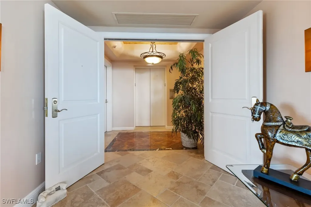 1060 Borghese Lane Naples FL 34114