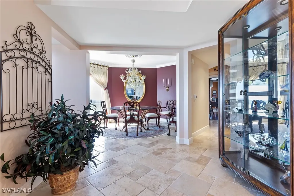 1060 Borghese Lane Naples FL 34114
