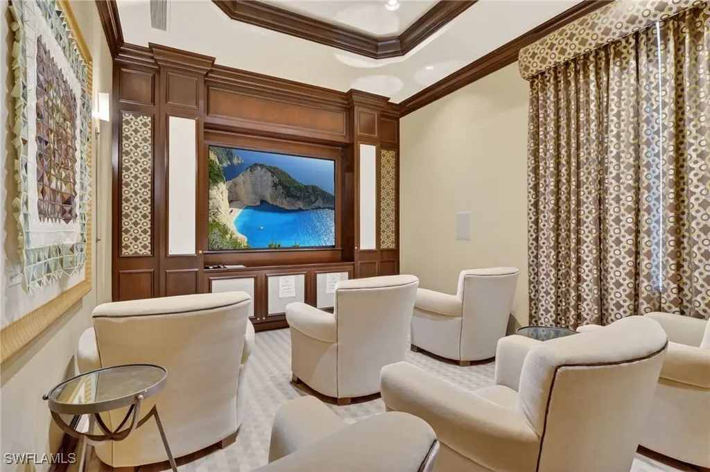 1060 Borghese Lane Naples FL 34114