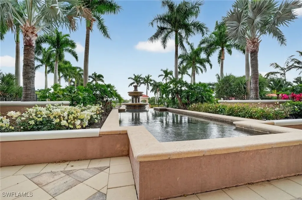 1060 Borghese Lane Naples FL 34114