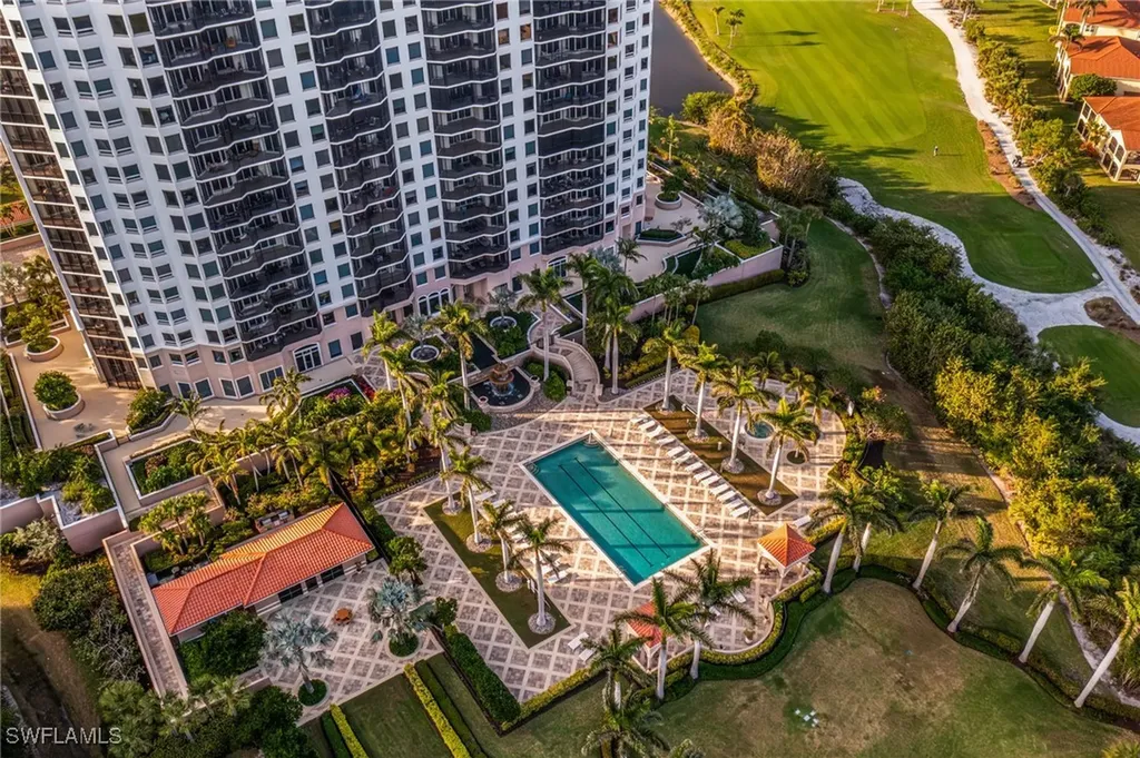 1060 Borghese Lane Naples FL 34114