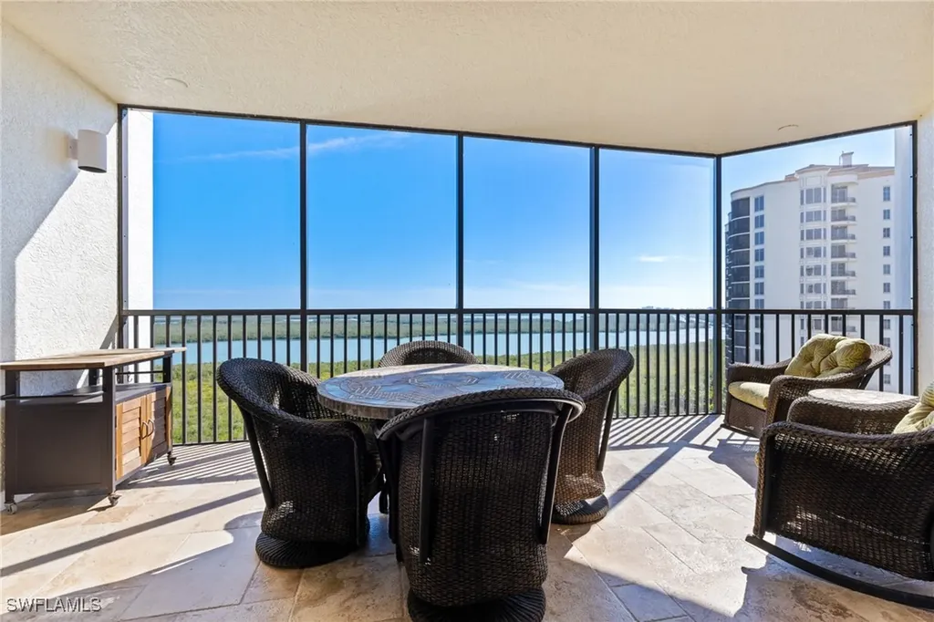 1060 Borghese Lane Naples FL 34114