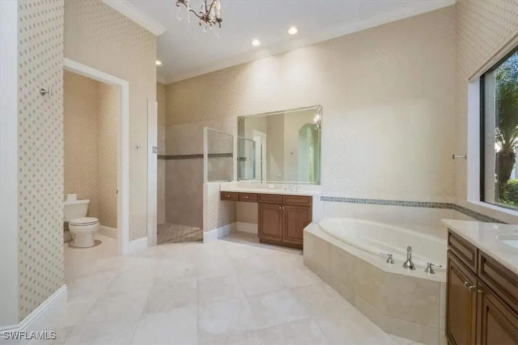 16834 Cabreo Drive Naples FL 34110
