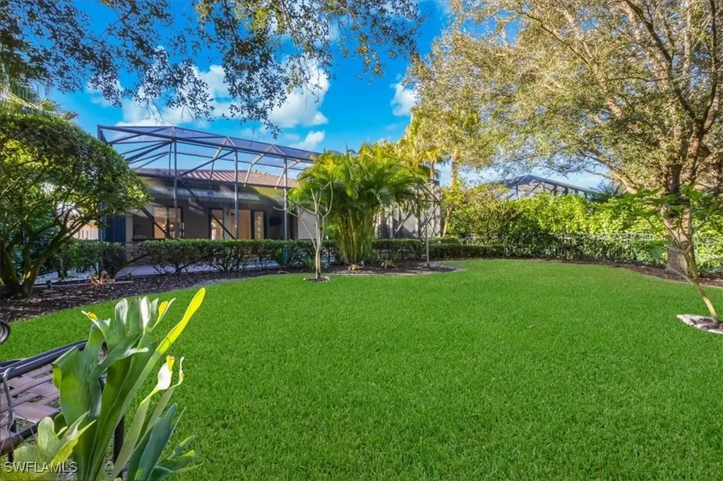 16834 Cabreo Drive Naples FL 34110
