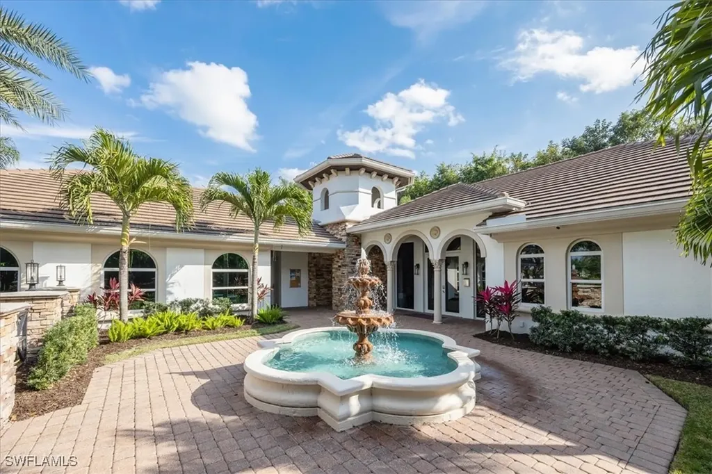 4971 Rustic Oaks Circle Naples FL 34105
