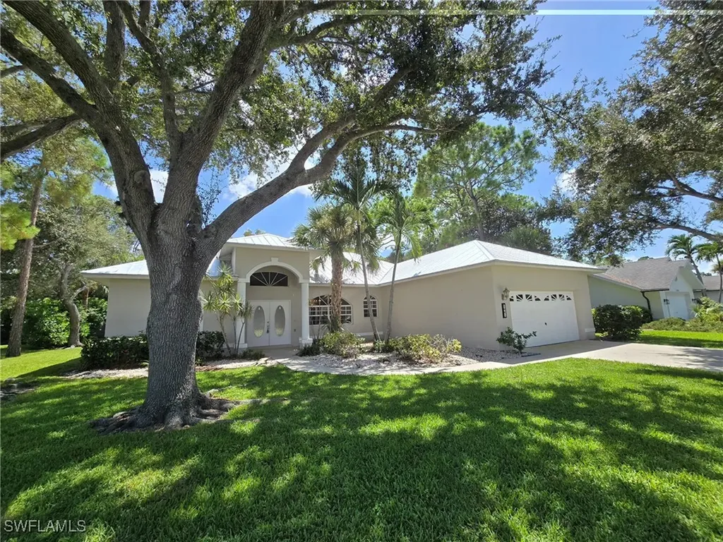 2063 Imperial Circle Naples FL 34110
