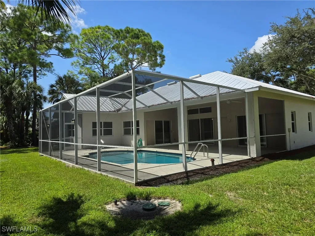 2063 Imperial Circle Naples FL 34110