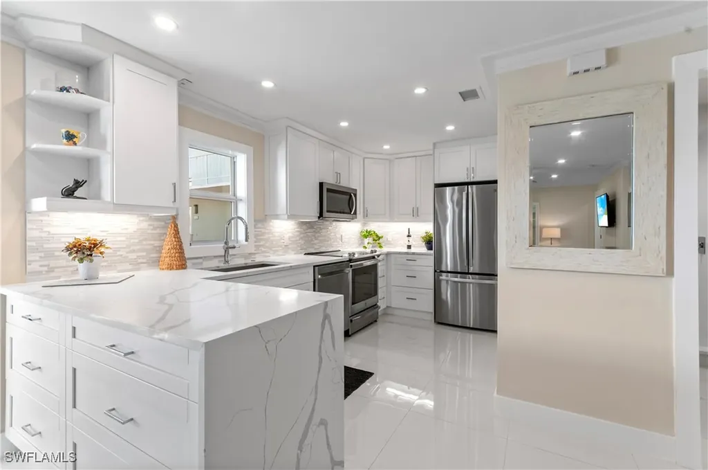 603 12th Avenue S Naples FL 34102