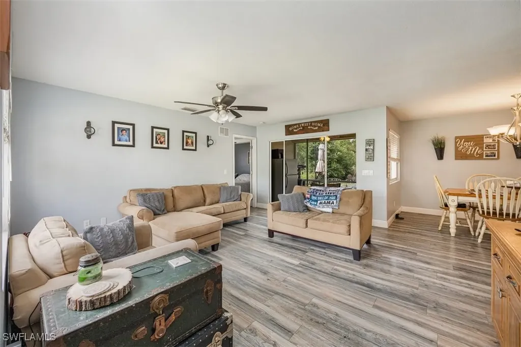 3660 47th Avenue NE Naples FL 34120
