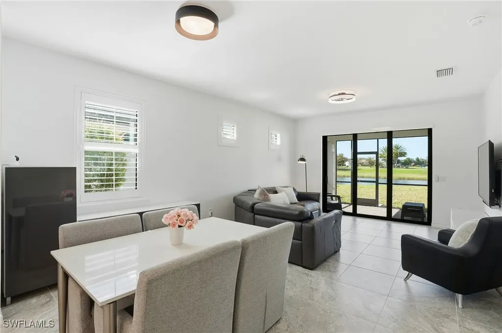 1645 Serena Avenue Naples FL 34120