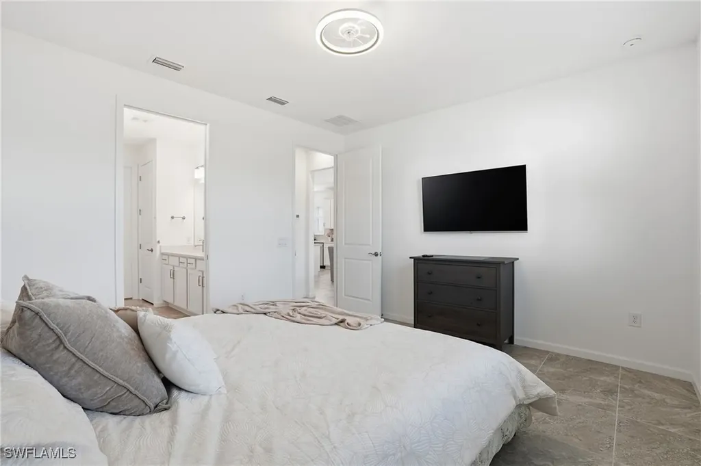 1645 Serena Avenue Naples FL 34120