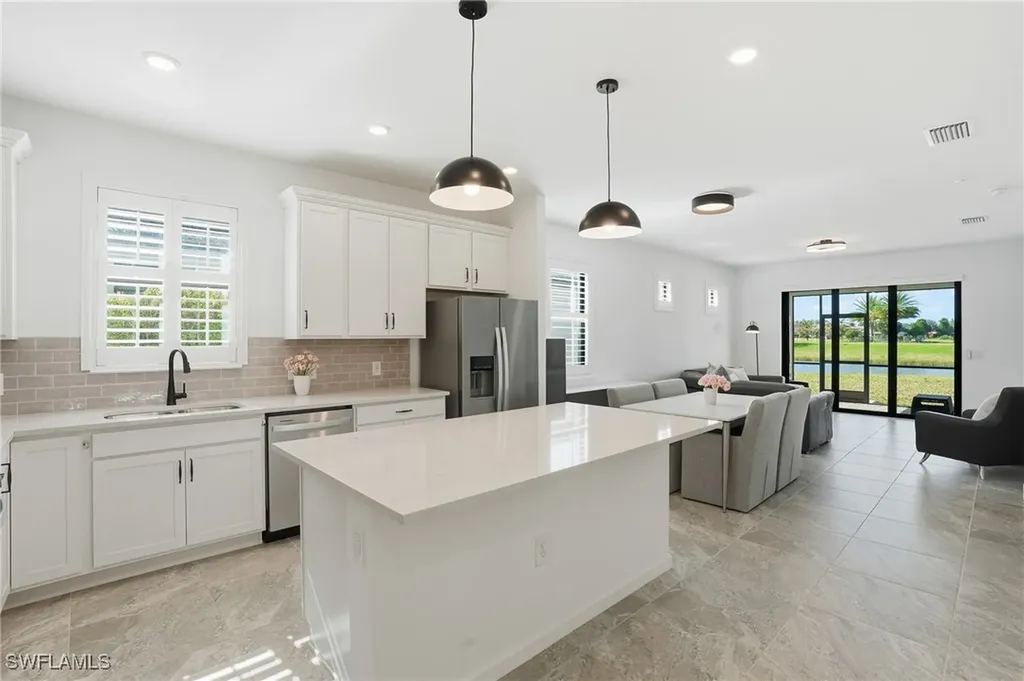 1645 Serena Avenue Naples FL 34120