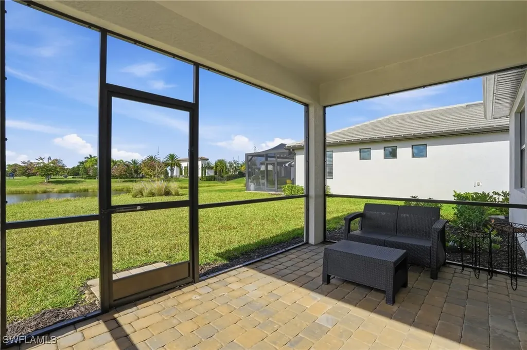 1645 Serena Avenue Naples FL 34120