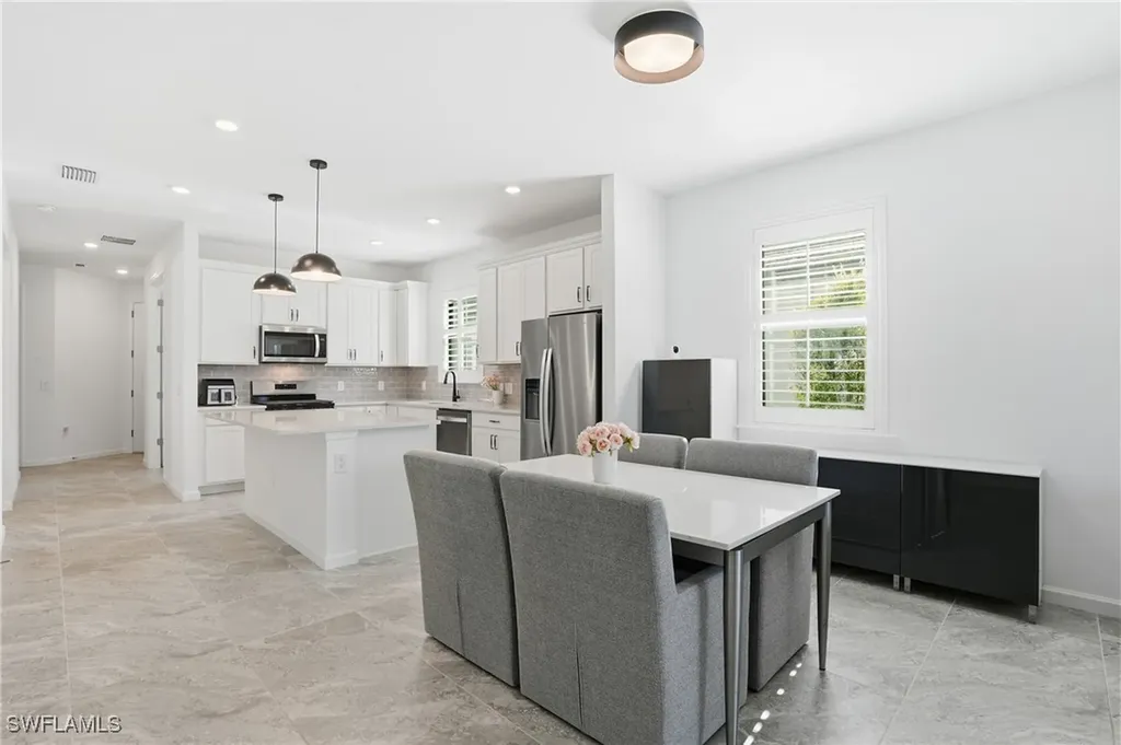 1645 Serena Avenue Naples FL 34120