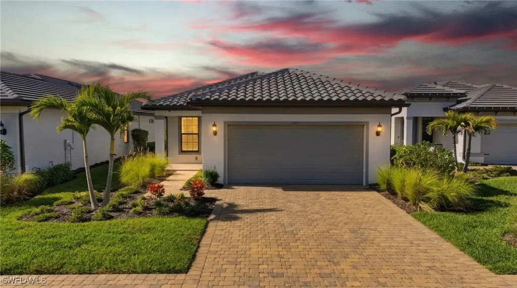 1645 Serena Avenue Naples FL 34120
