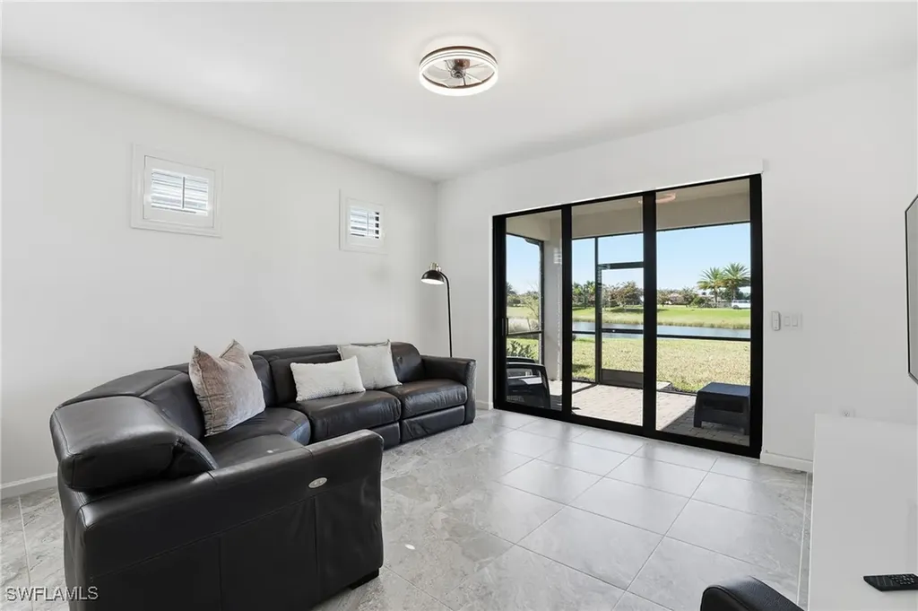 1645 Serena Avenue Naples FL 34120
