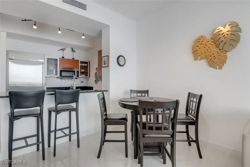 3000 Oasis Grand Boulevard Fort Myers FL 33916