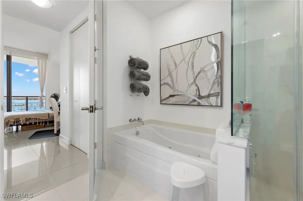 3000 Oasis Grand Boulevard Fort Myers FL 33916