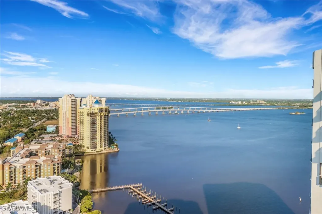 3000 Oasis Grand Boulevard Fort Myers FL 33916