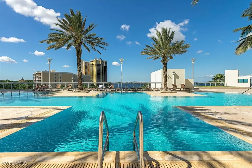 3000 Oasis Grand Boulevard Fort Myers FL 33916