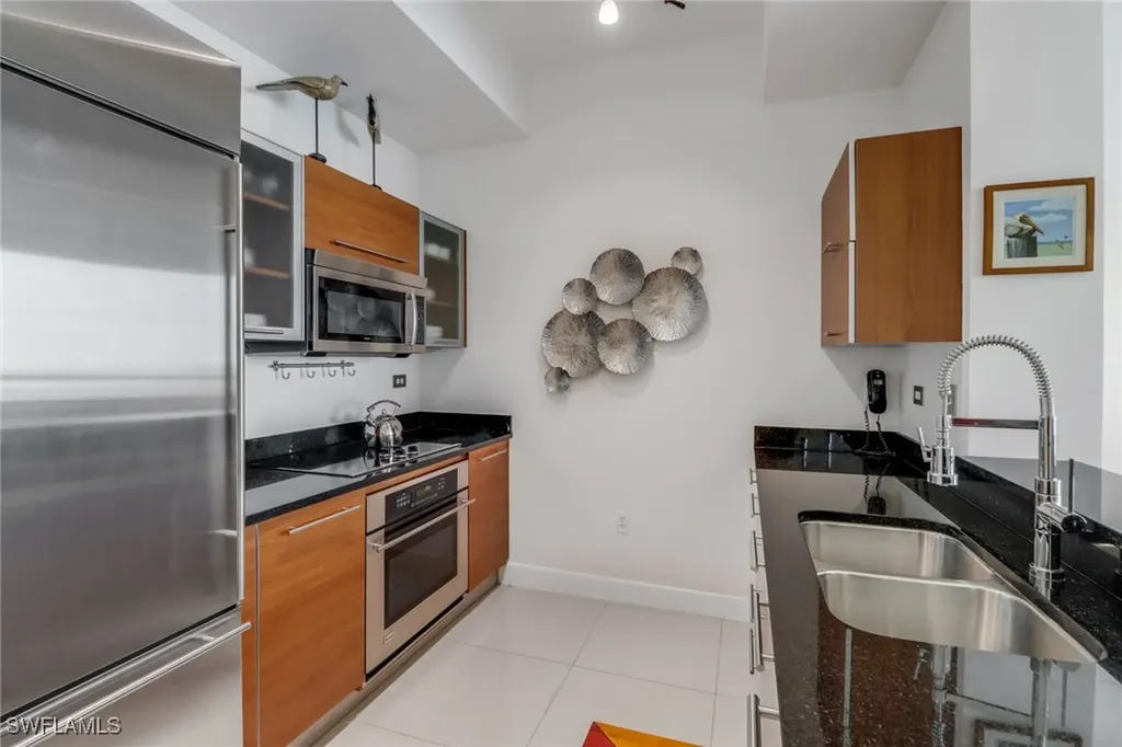3000 Oasis Grand Boulevard Fort Myers FL 33916