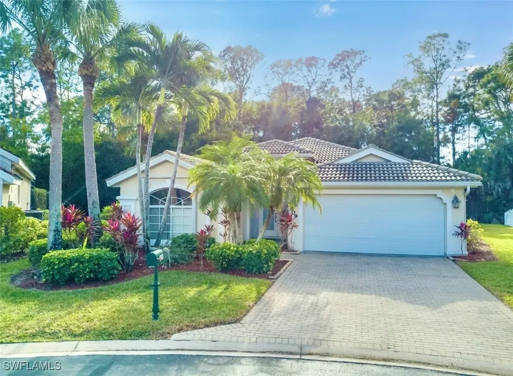 7809 Stratford Drive Naples FL 34104
