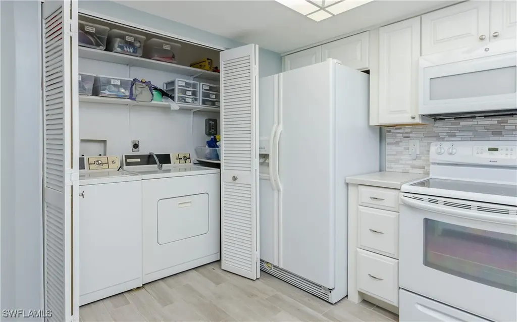 4728 Orange Grove Boulevard North Fort Myers FL 33903