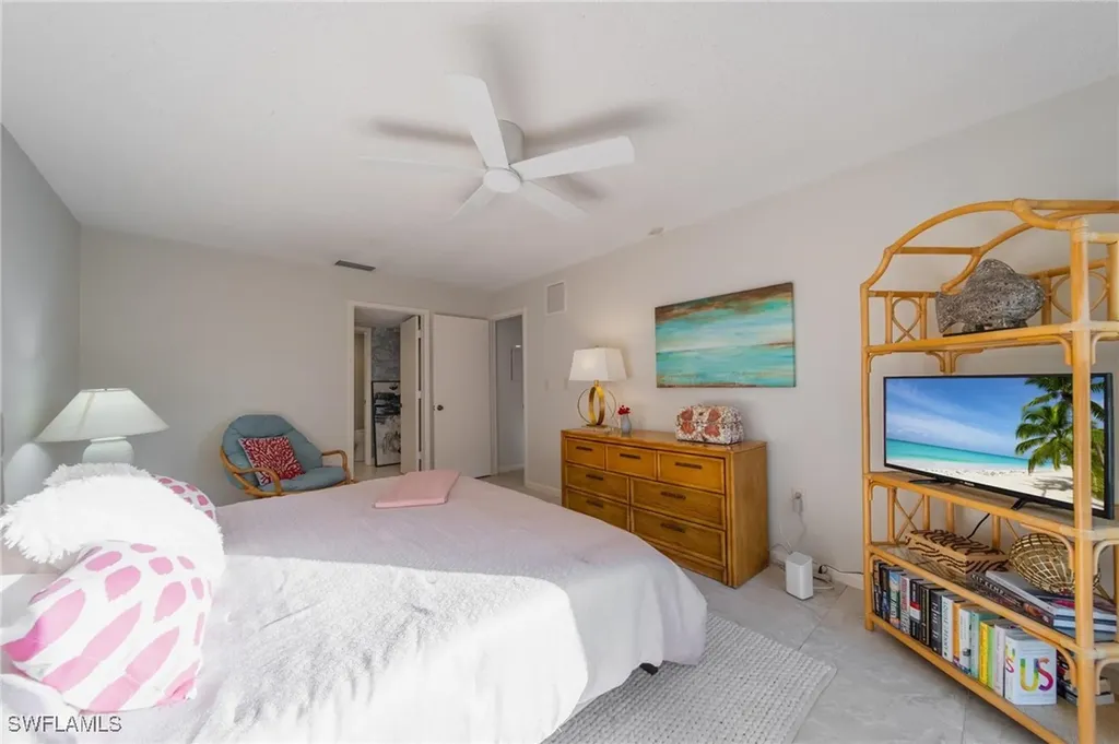 878 Meadowland Drive Naples FL 34108