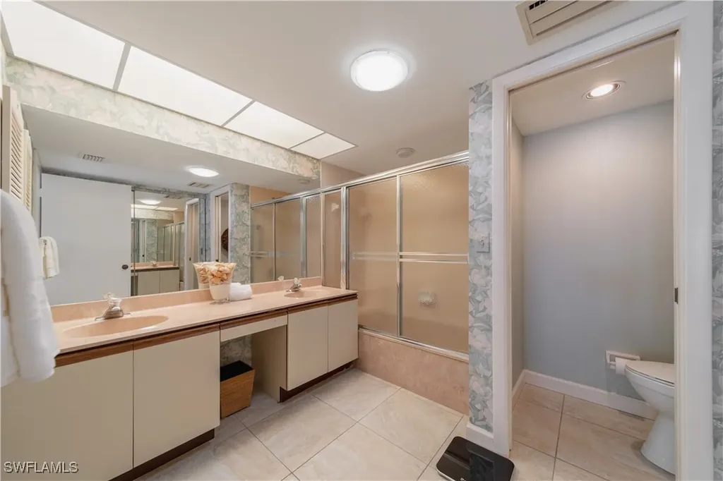 878 Meadowland Drive Naples FL 34108