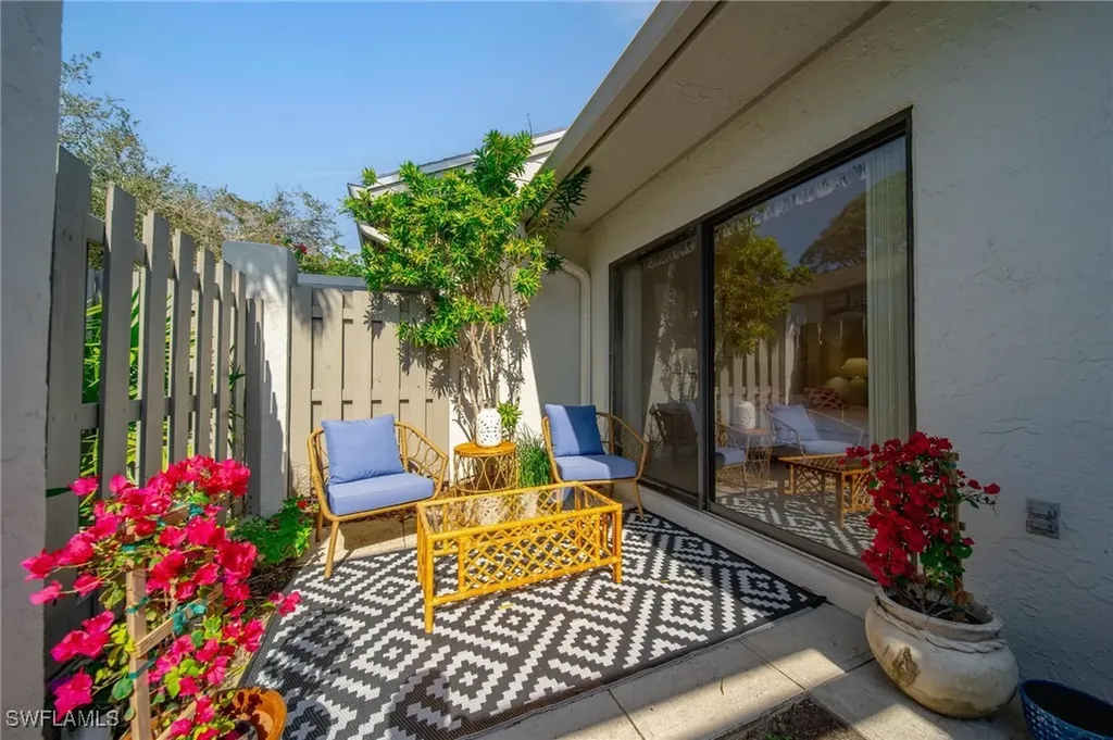 878 Meadowland Drive Naples FL 34108