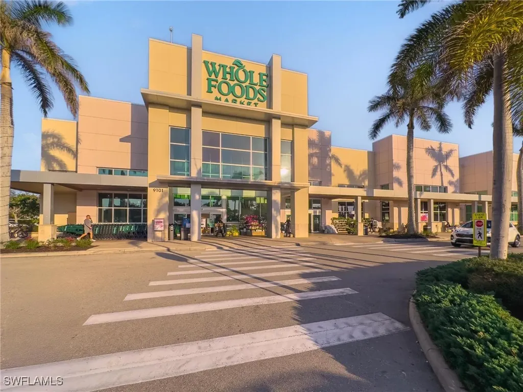 878 Meadowland Drive Naples FL 34108
