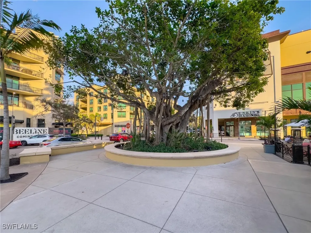 878 Meadowland Drive Naples FL 34108