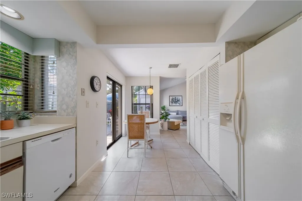 878 Meadowland Drive Naples FL 34108