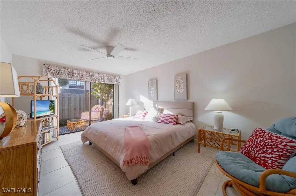 878 Meadowland Drive Naples FL 34108