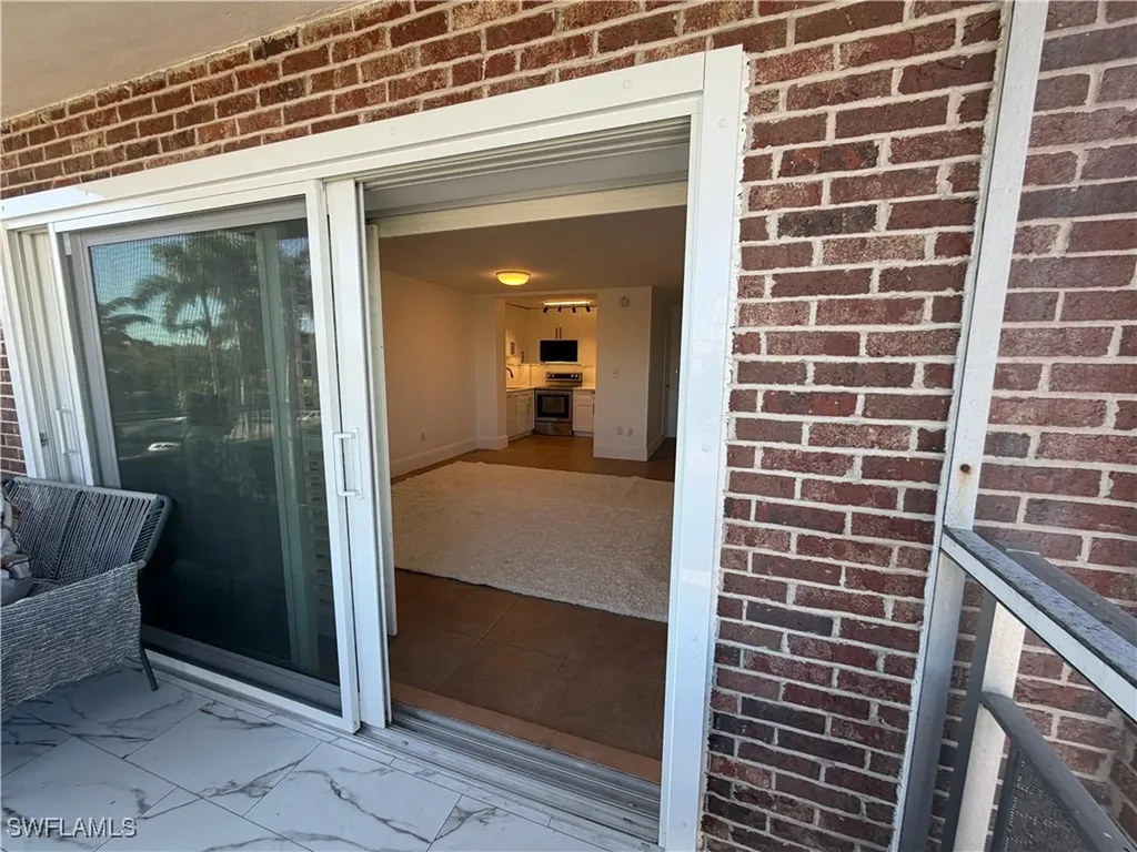 2350 W 1st Street Fort Myers FL 33901