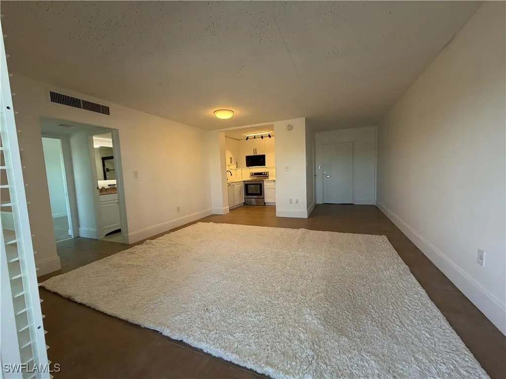 2350 W 1st Street Fort Myers FL 33901