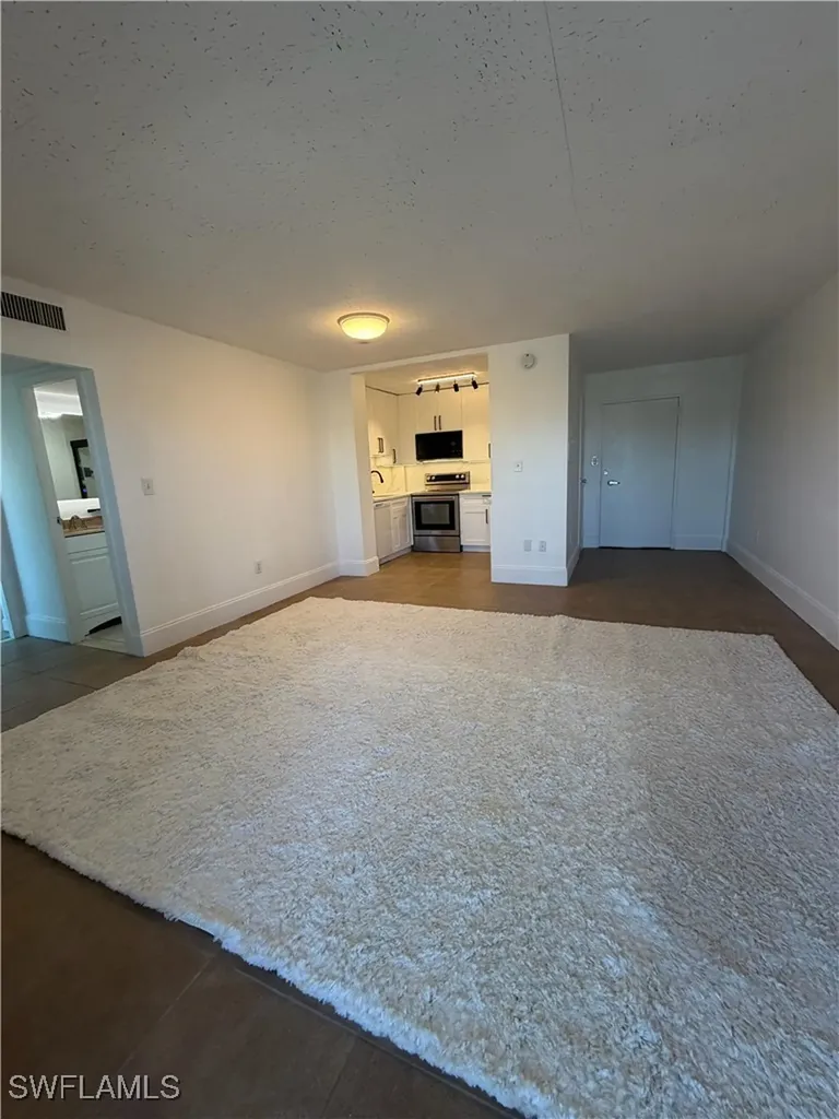 2350 W 1st Street Fort Myers FL 33901