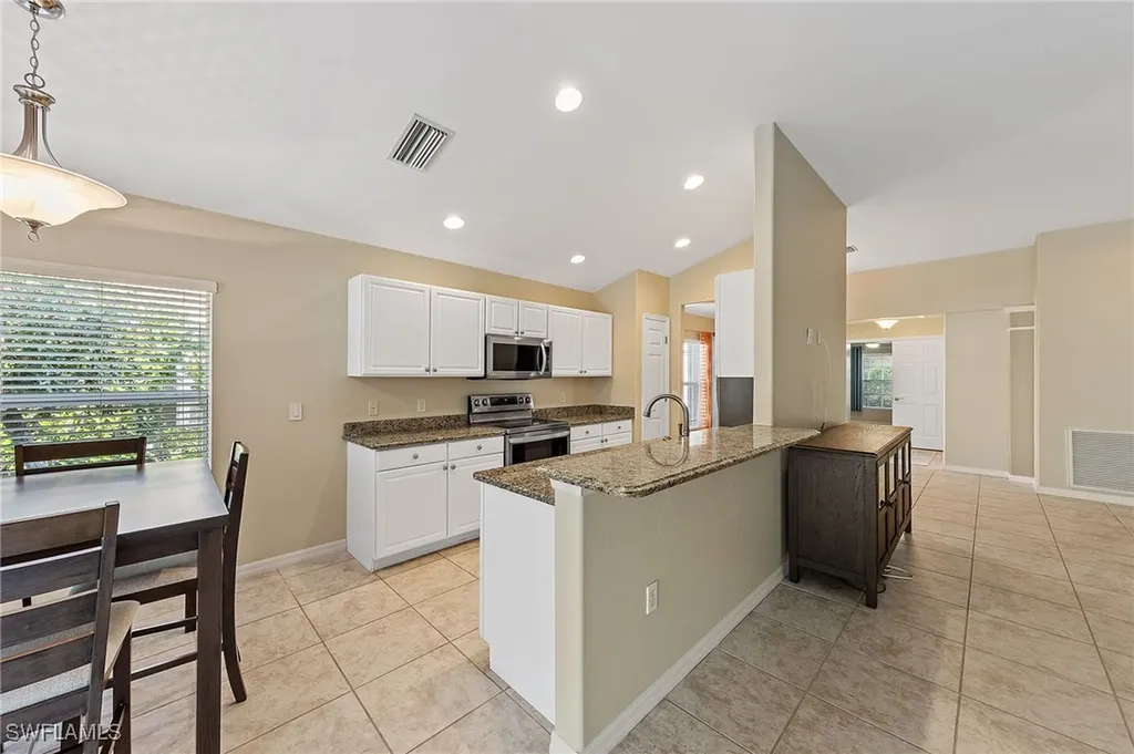 9996 Horse Creek Road Fort Myers FL 33913