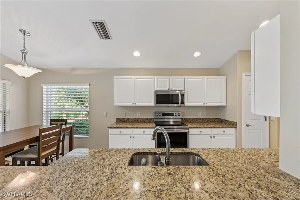 9996 Horse Creek Road Fort Myers FL 33913