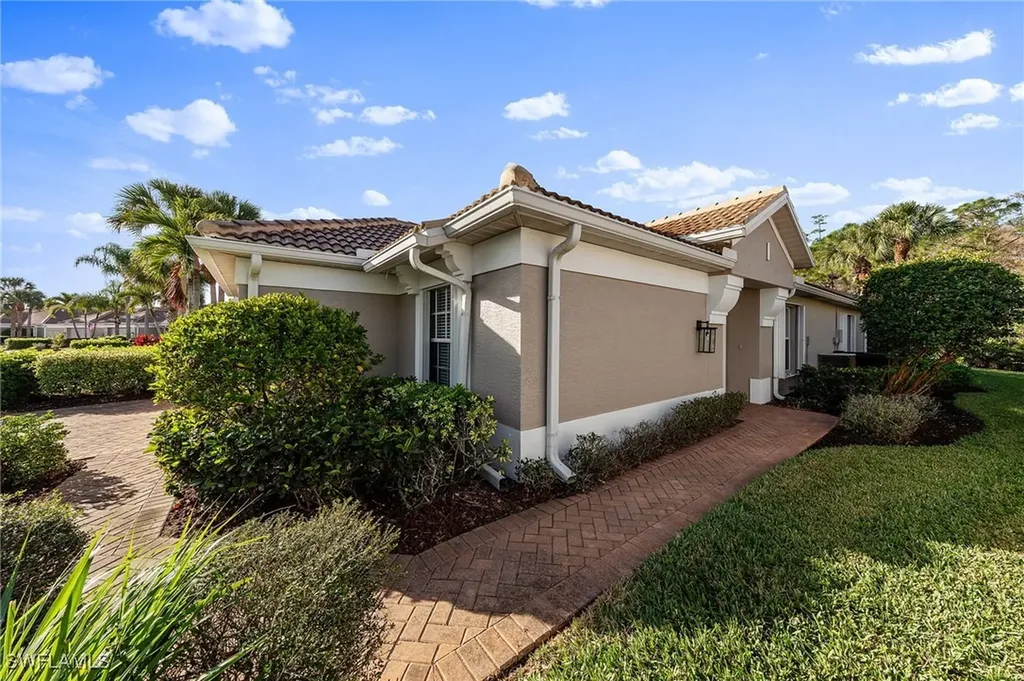9996 Horse Creek Road Fort Myers FL 33913