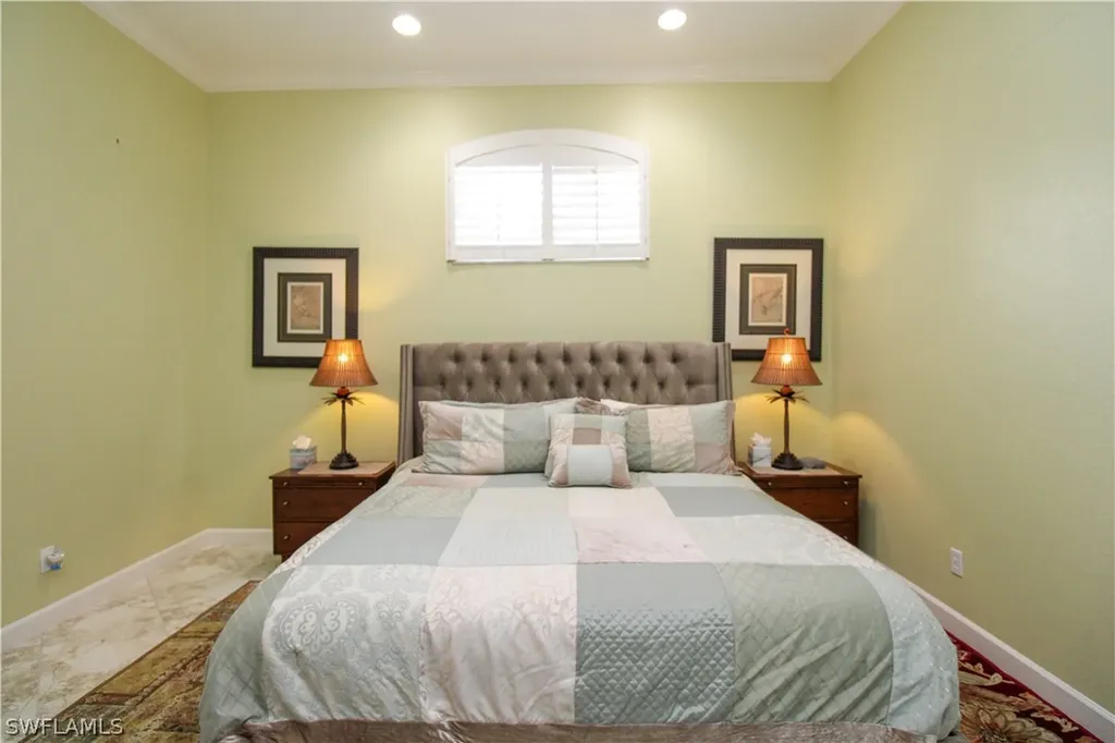 627 Soliel Drive Naples FL 34110