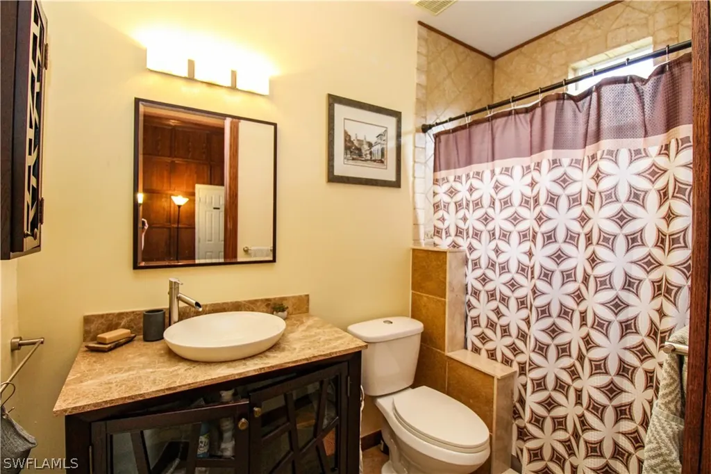 627 Soliel Drive Naples FL 34110