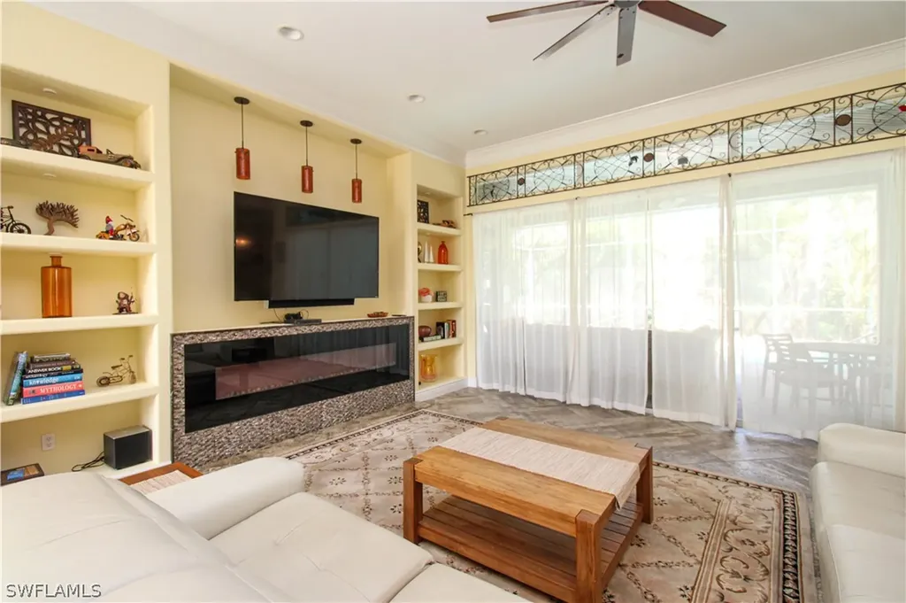 627 Soliel Drive Naples FL 34110