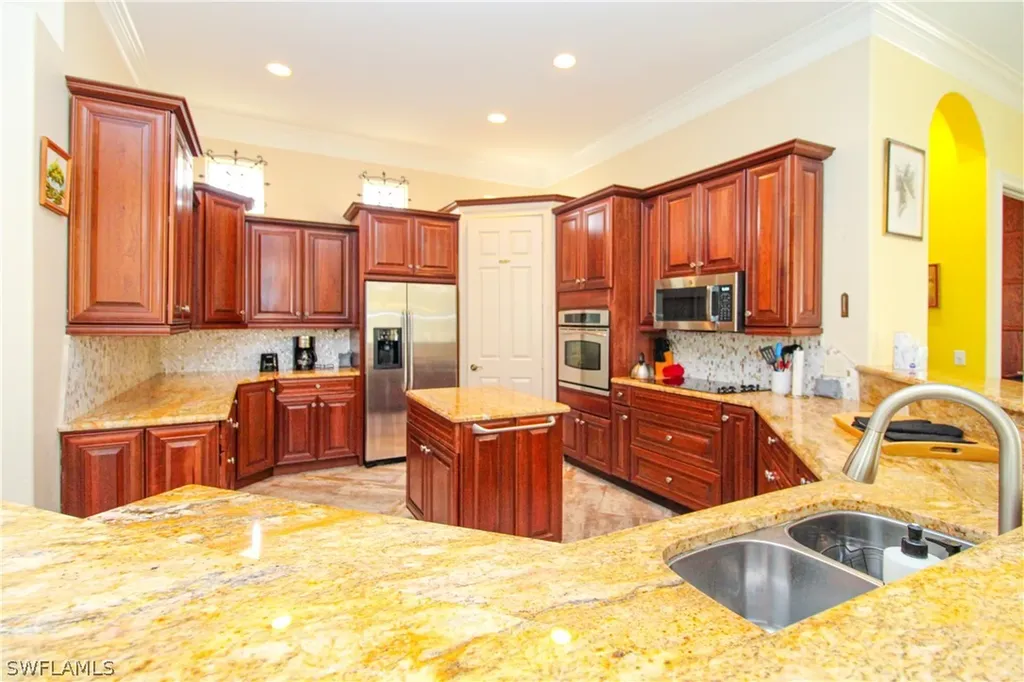 627 Soliel Drive Naples FL 34110