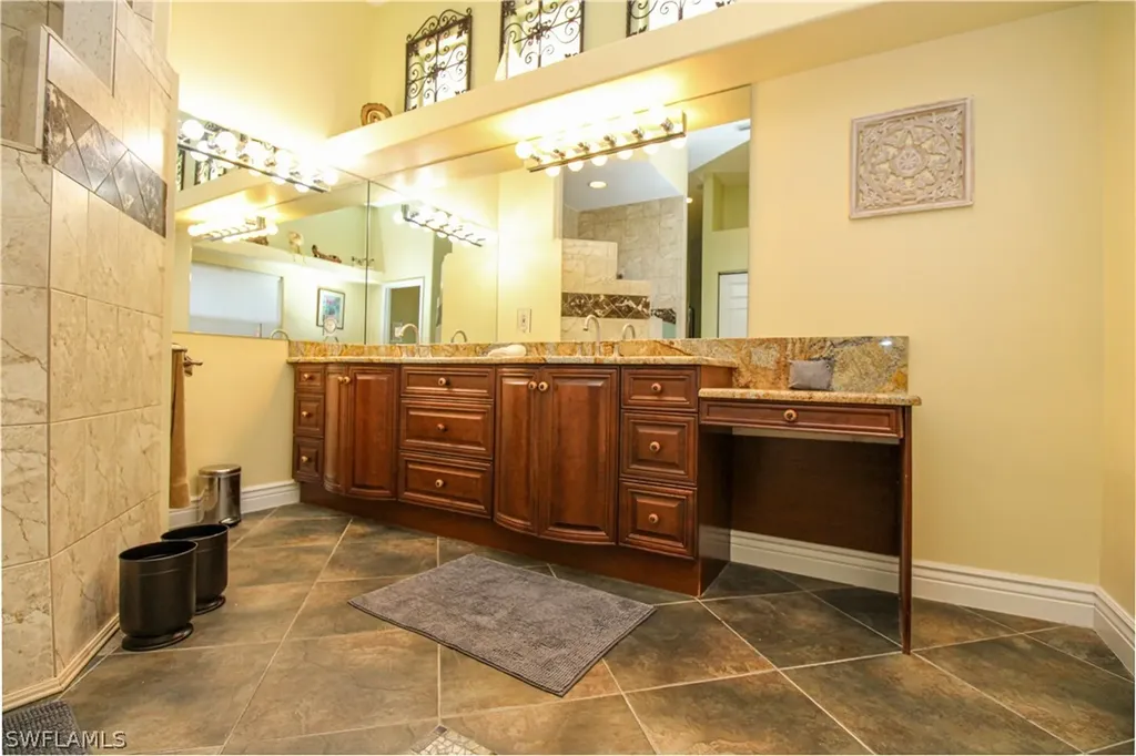 627 Soliel Drive Naples FL 34110